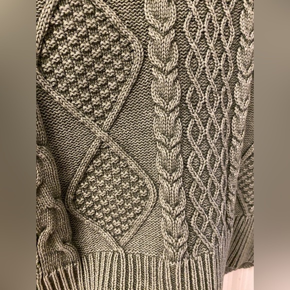 Aerie green cable knit sweater - Picture 12 of 15